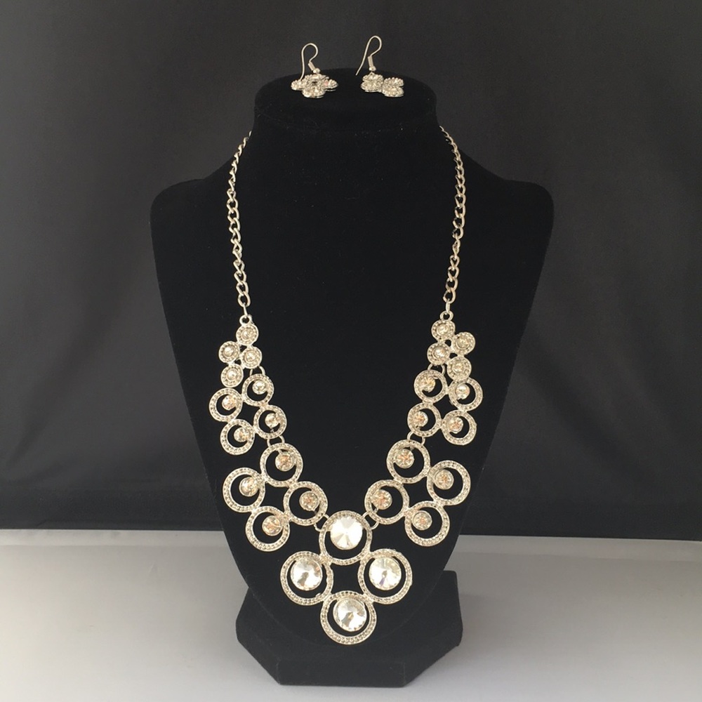 Set-New! Rhinestone Drop Necklace & Earrings